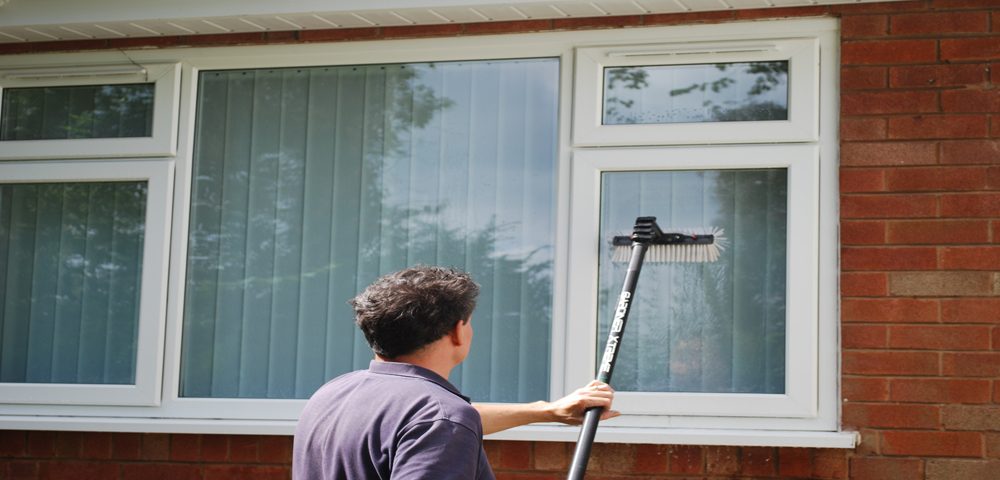 Wolverhampton-homeowners-window cleaning-window cleaning service-window cleaner-window cleaners- window cleaning system